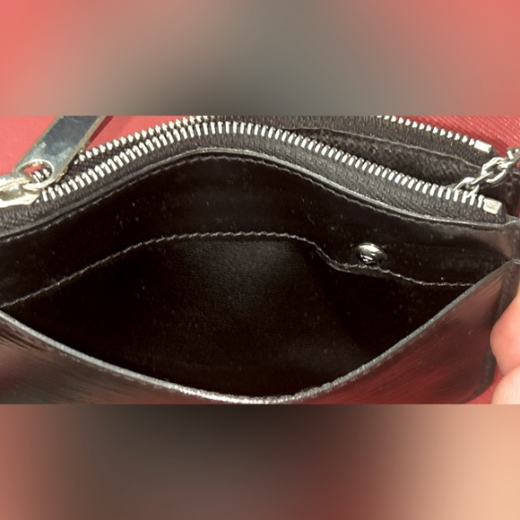 Rare LOUIS VUITTON Epi Coin Keycase purse EUC - Picture 8 of 9